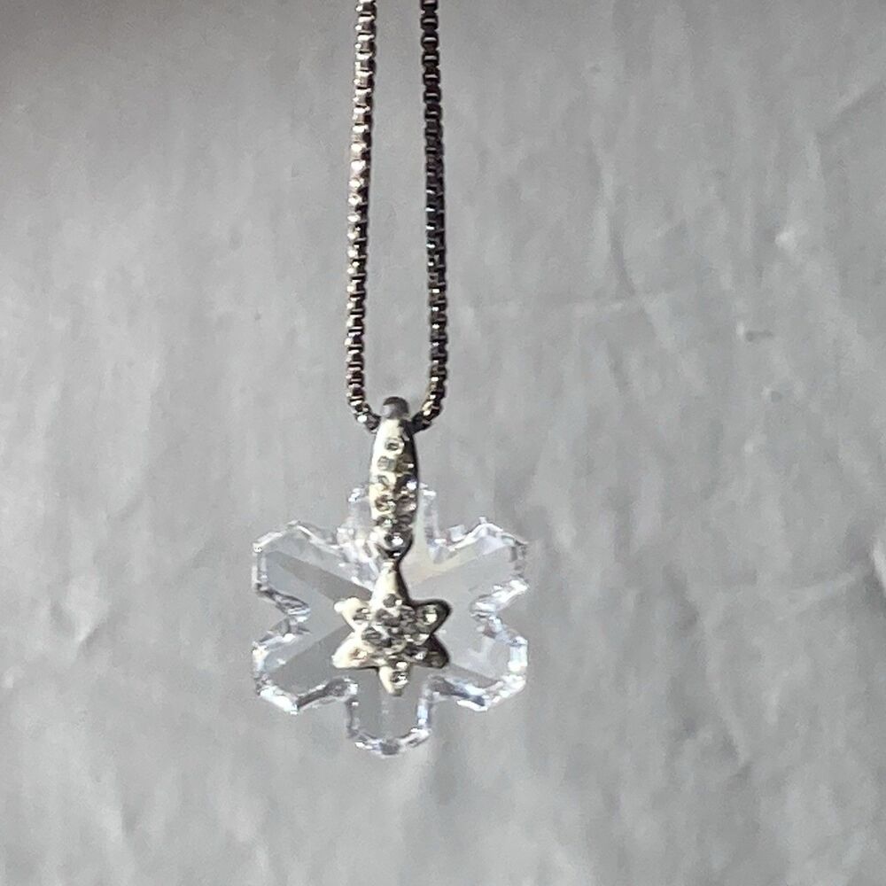 Vintage Swarovski Crystal Snowflake Pave Sterling Silver 925  AU Pendant w/Chain